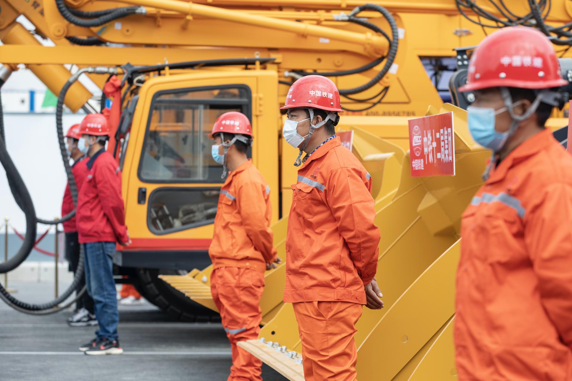 2025港澳资料大全的全面释义、解释与落实